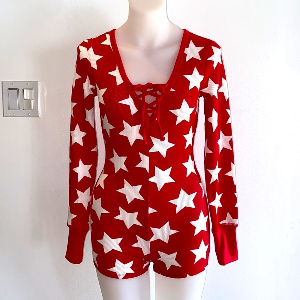 NWT La SENZA  Sexy Star Print Red & White Lounge Onesie